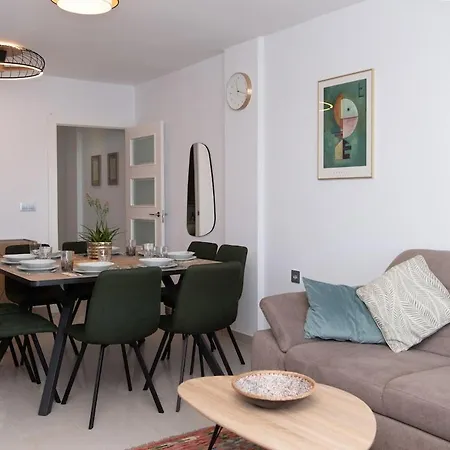 Apartment Marineros